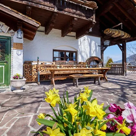 Schleifmuehle Bed & Breakfast *